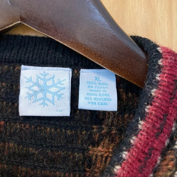 SNOWFLAKE TM  Sz XL 100% Wool Jacquard Brocade Detail Cardigan Sweater - Picture 3 of 11